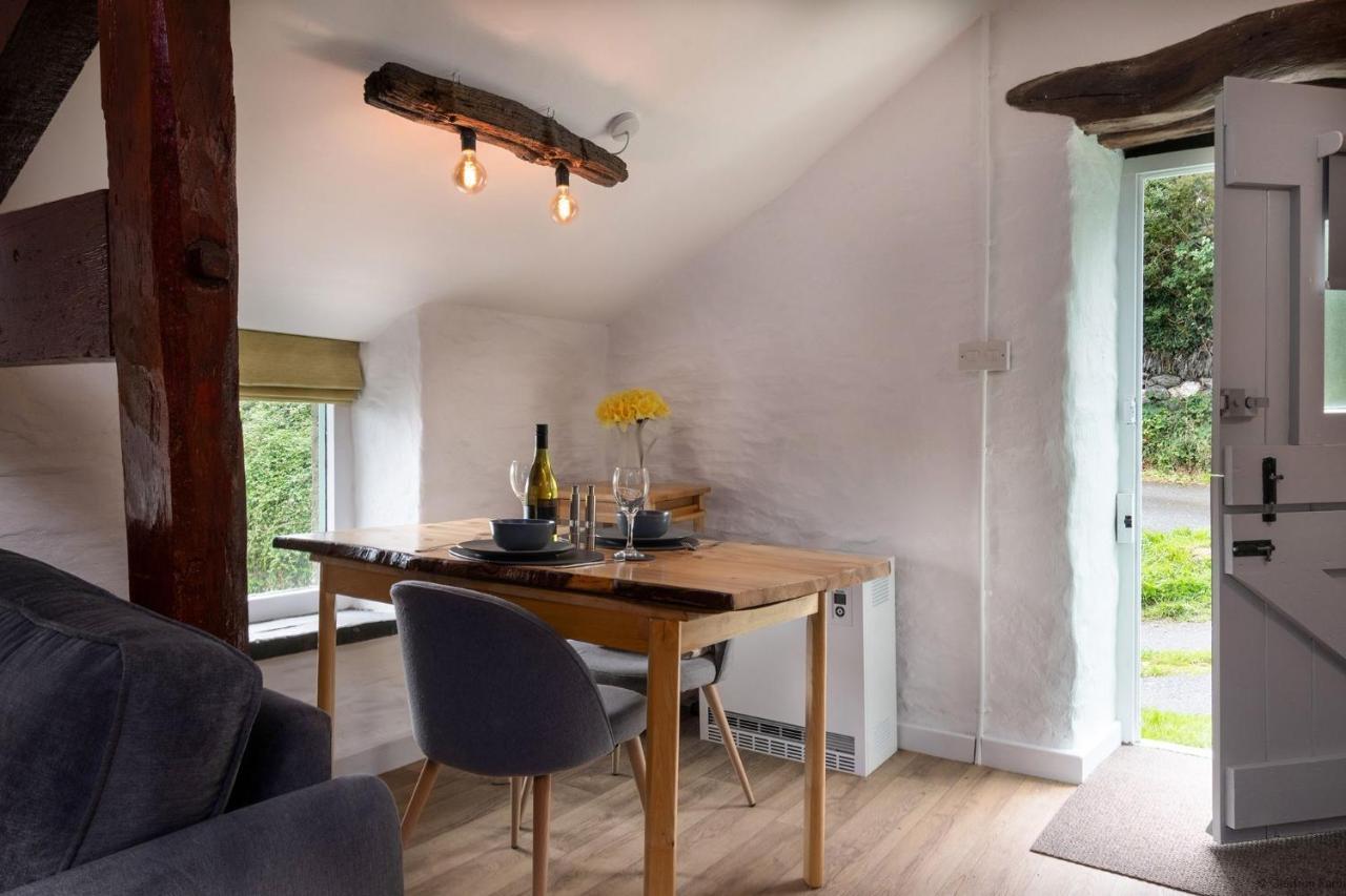 Dog Friendly Cottage, Geufron Farm Near Tywyn Bryn-crug エクステリア 写真